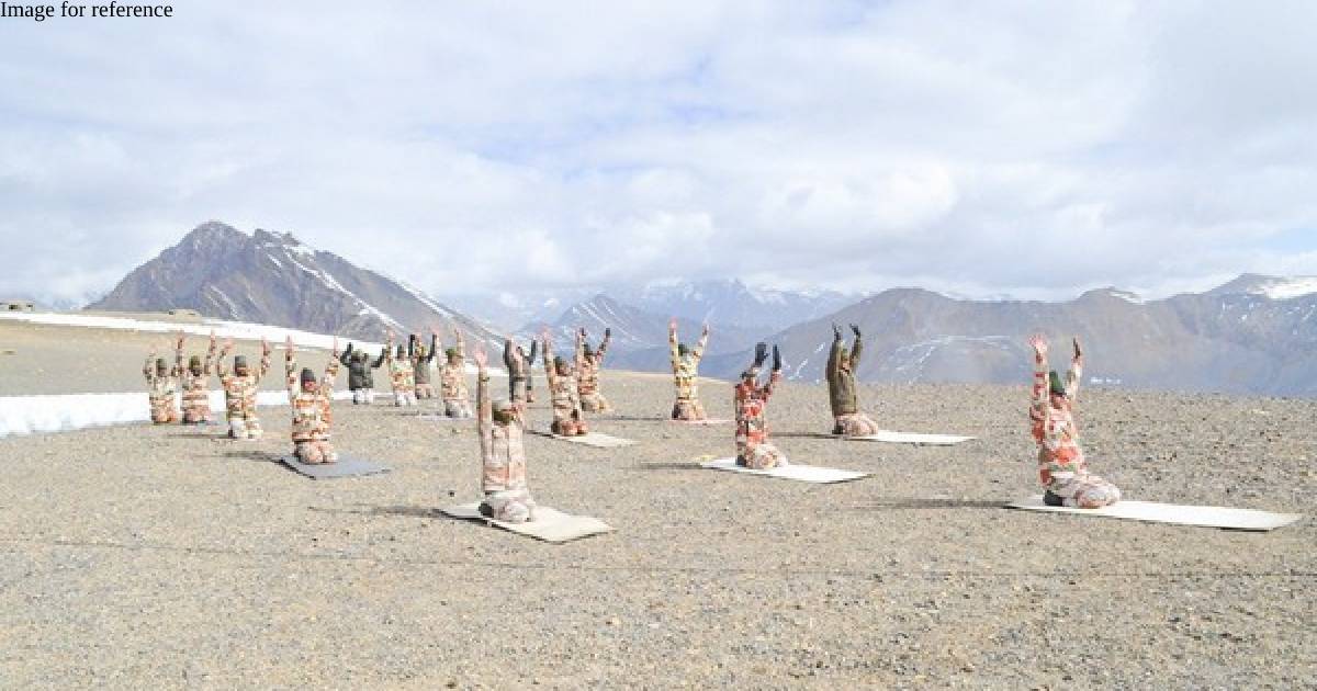 Himveers of ITBP practice yoga at high altitudes in Himalayas